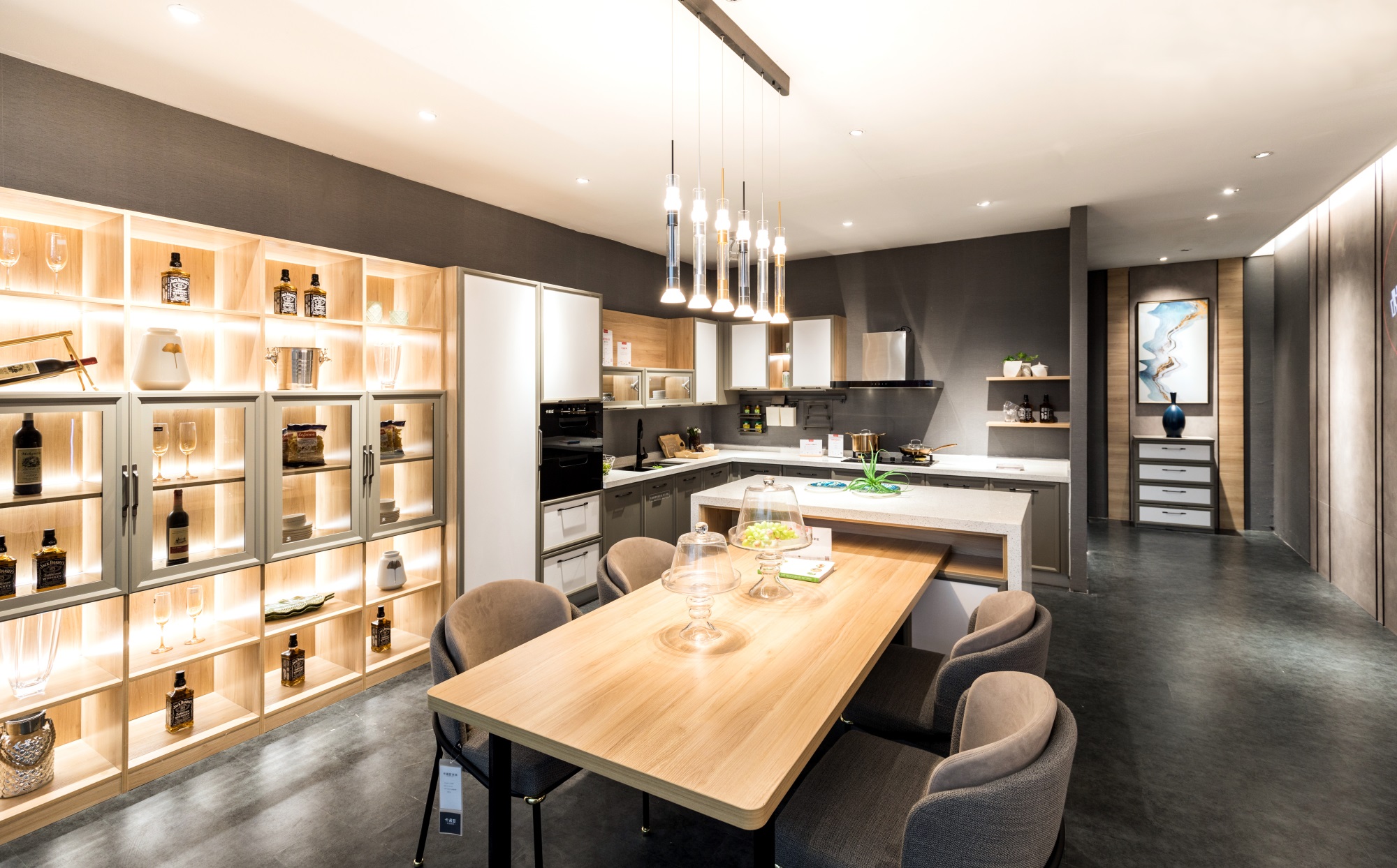 卡諾亞全屋定制套餐26800，提前引爆五一家裝市場(chǎng)